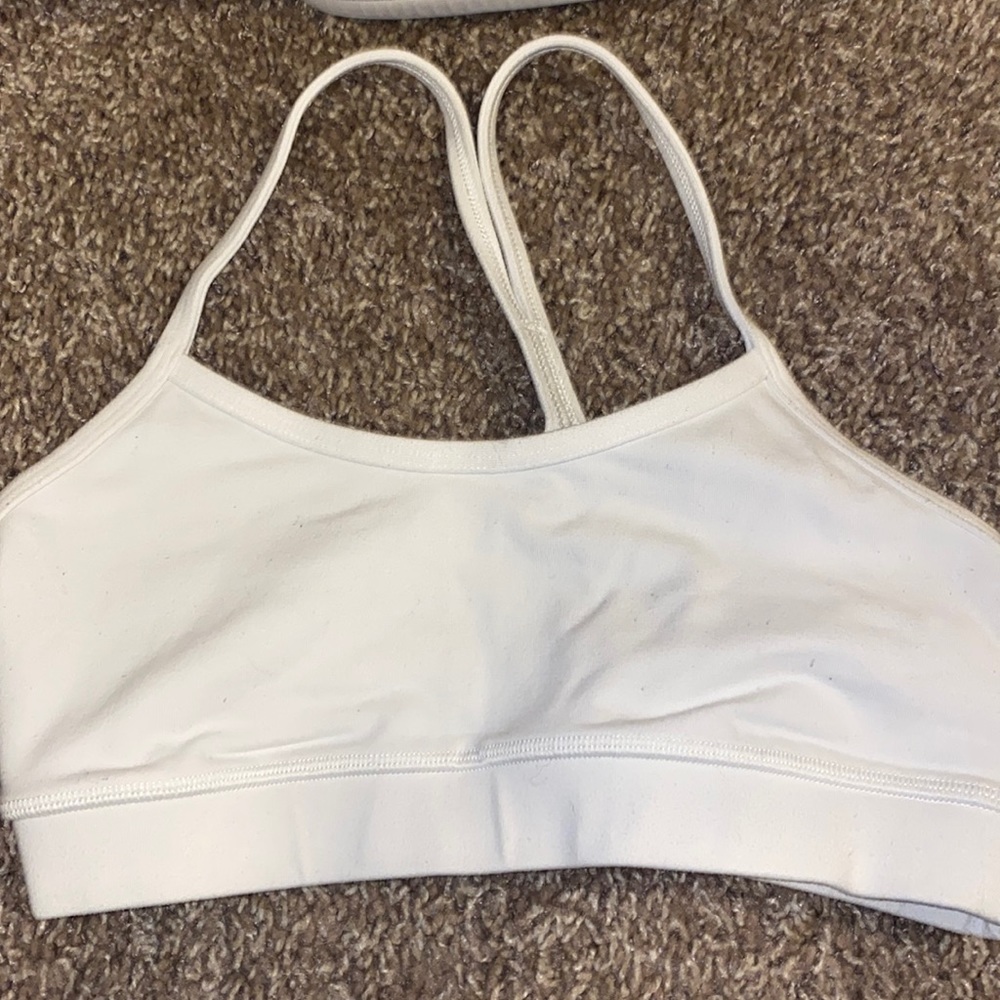 Size 4 Lululemon sports bra